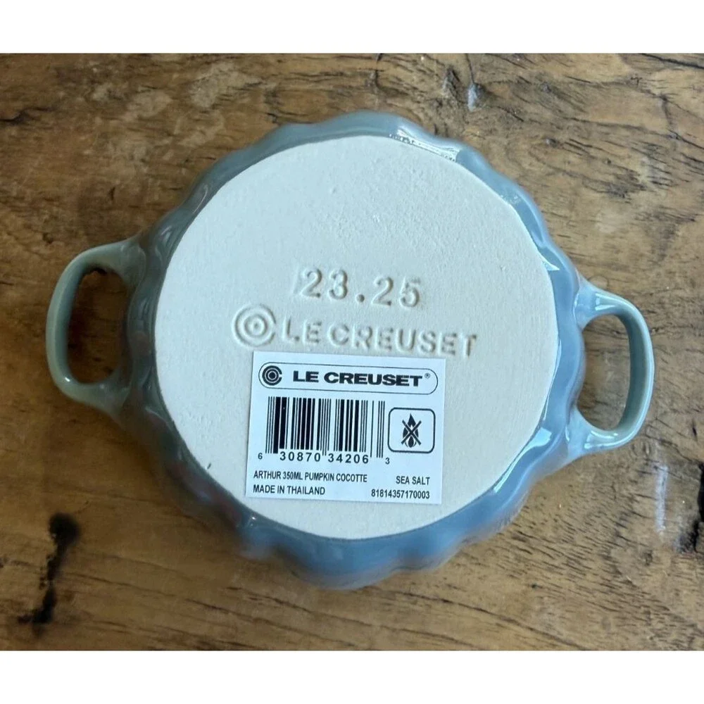 Le Creuset Stoneware Figural Pumpkin Mini Cocotte 12 oz Sea Salt Green NEW NIB
